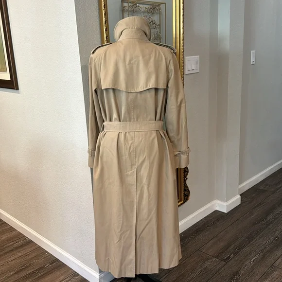Burberry Tan Trench Coat - Picture 2 of 16